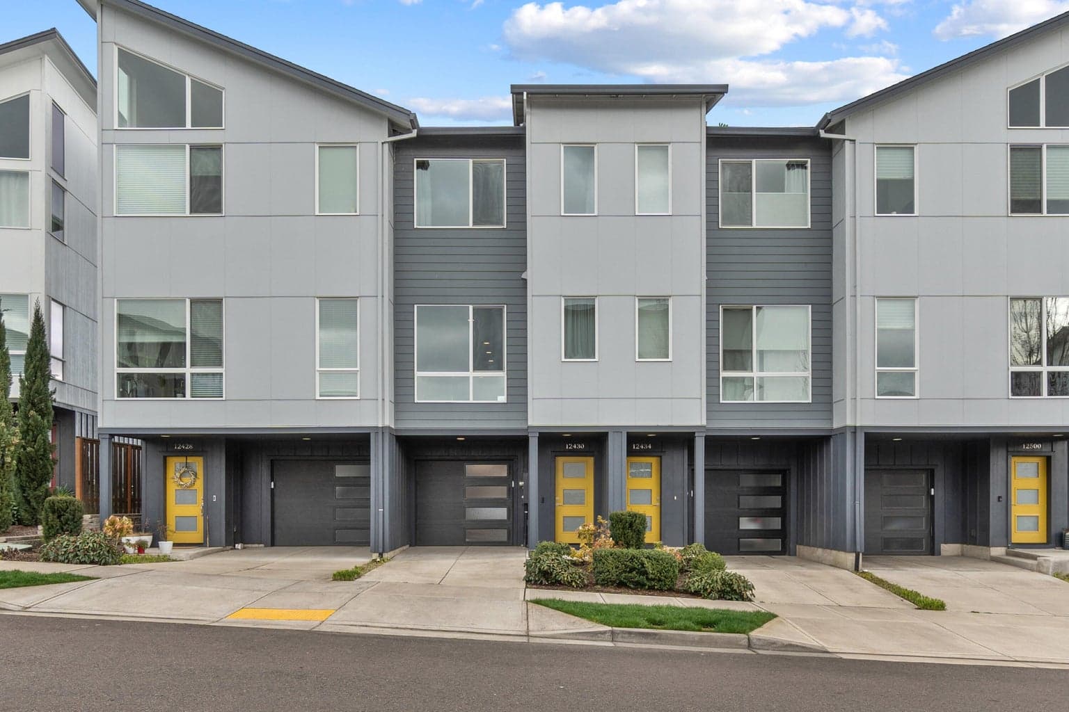 Photo of 12430 171st 2 of 44