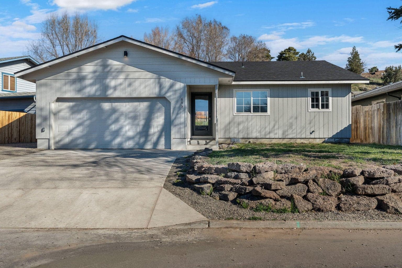 Photo of 695 8th 2 of 28