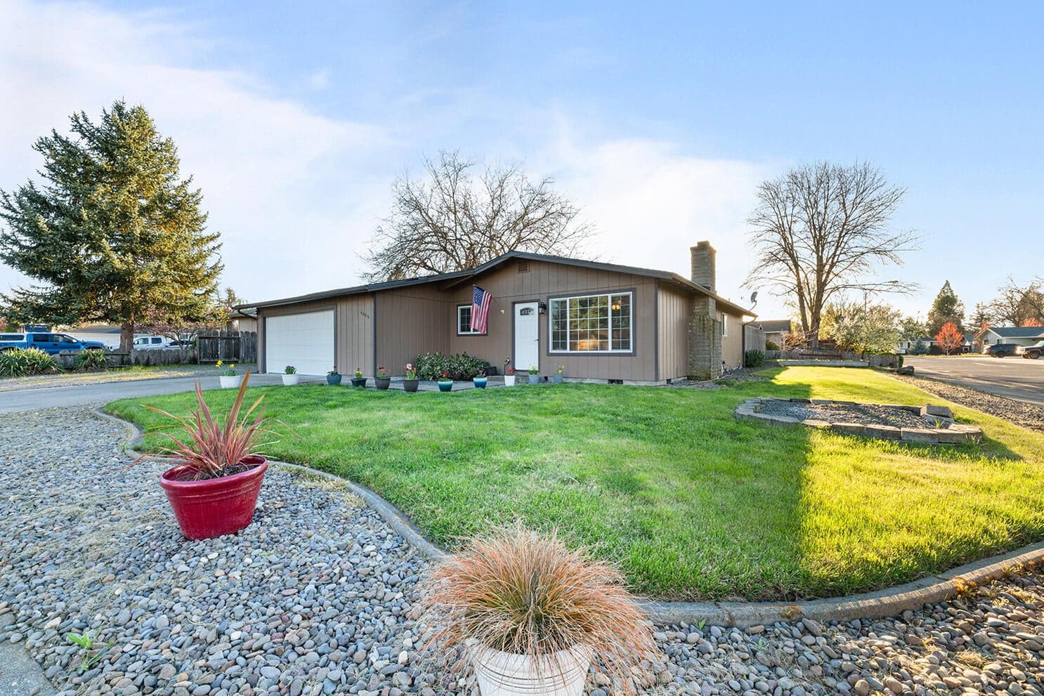 Photo of 4065 Crestwood 3 of 26