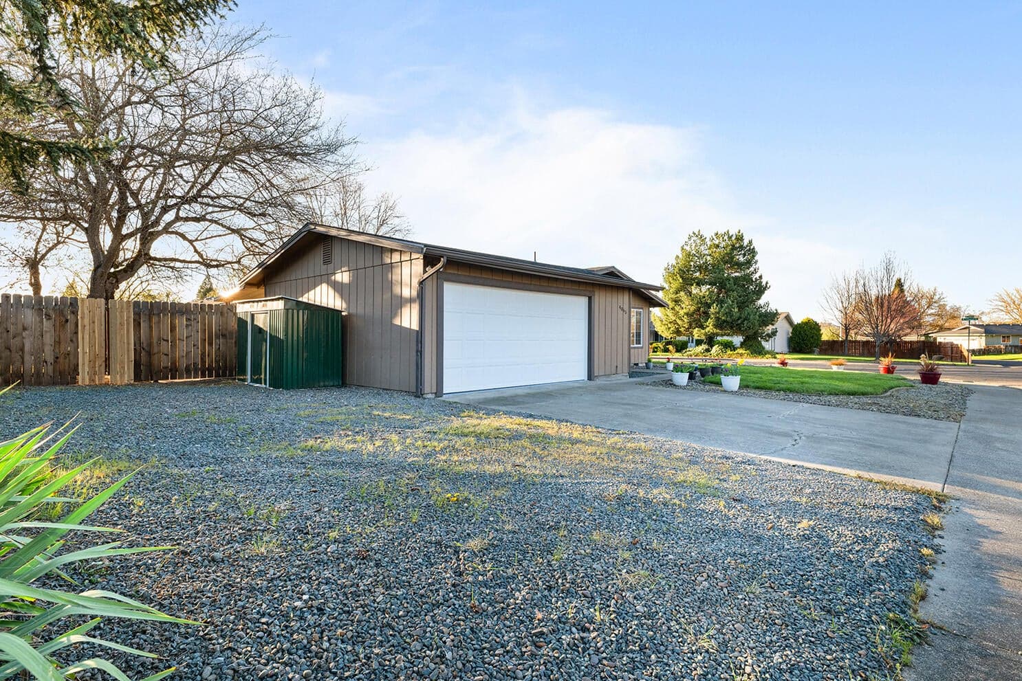 Photo of 4065 Crestwood 5 of 26