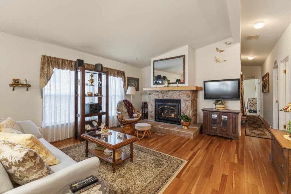 Photo of 7120 Turner 5 of 42