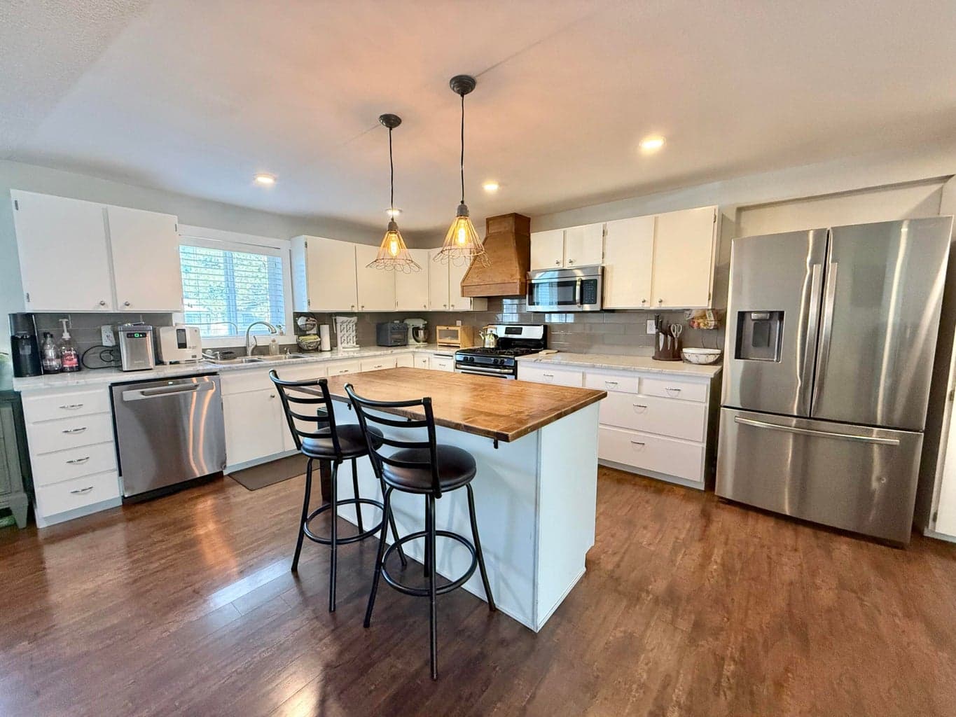 Photo of 3879 Coronado 4 of 21