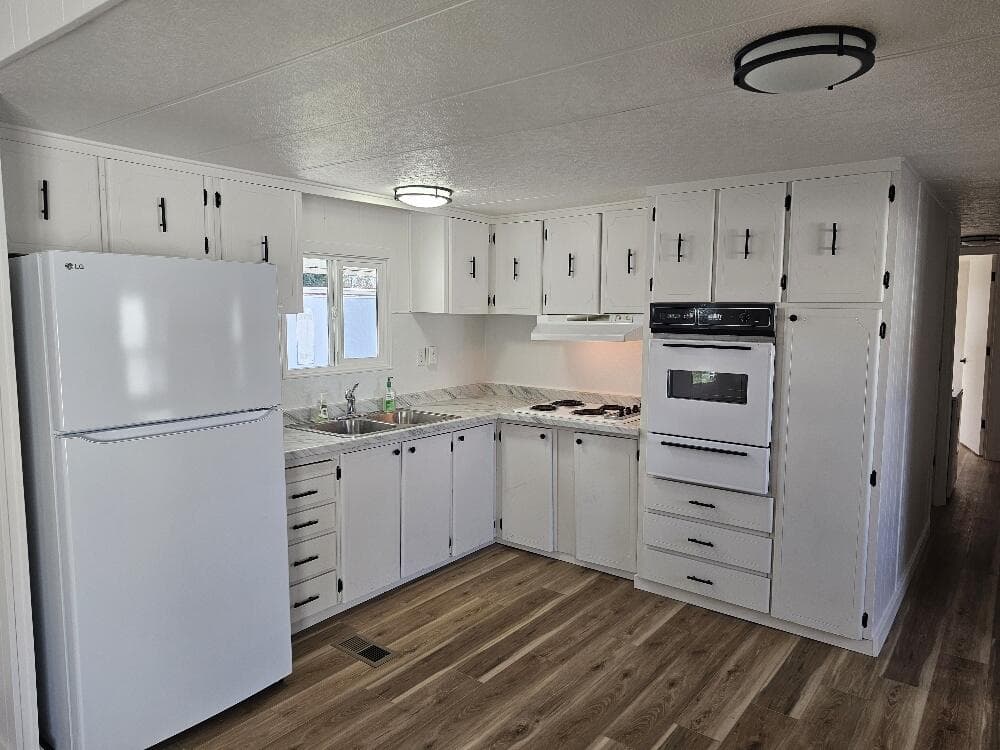 Photo of 5442 Shasta 3 of 29