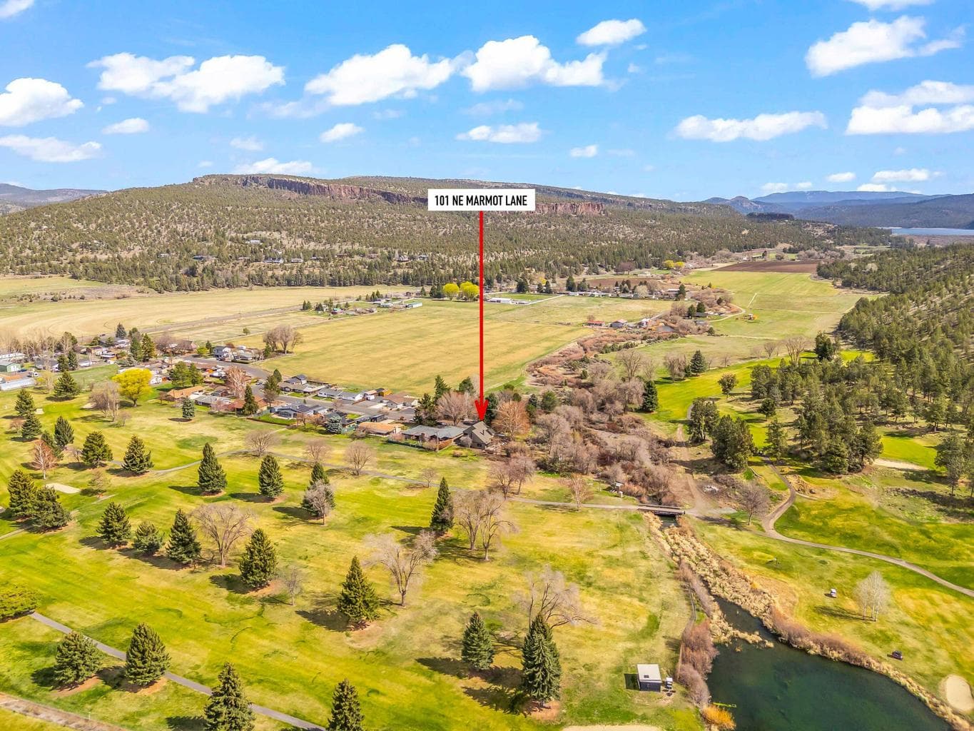 Photo of 101 NE Marmot Lane 45 of 47