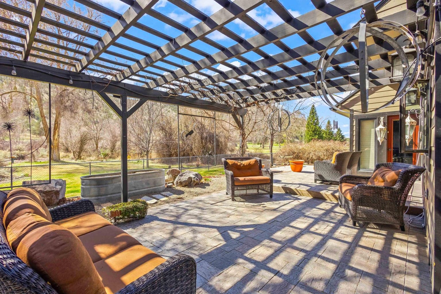 Photo of 101 NE Marmot Lane 34 of 47
