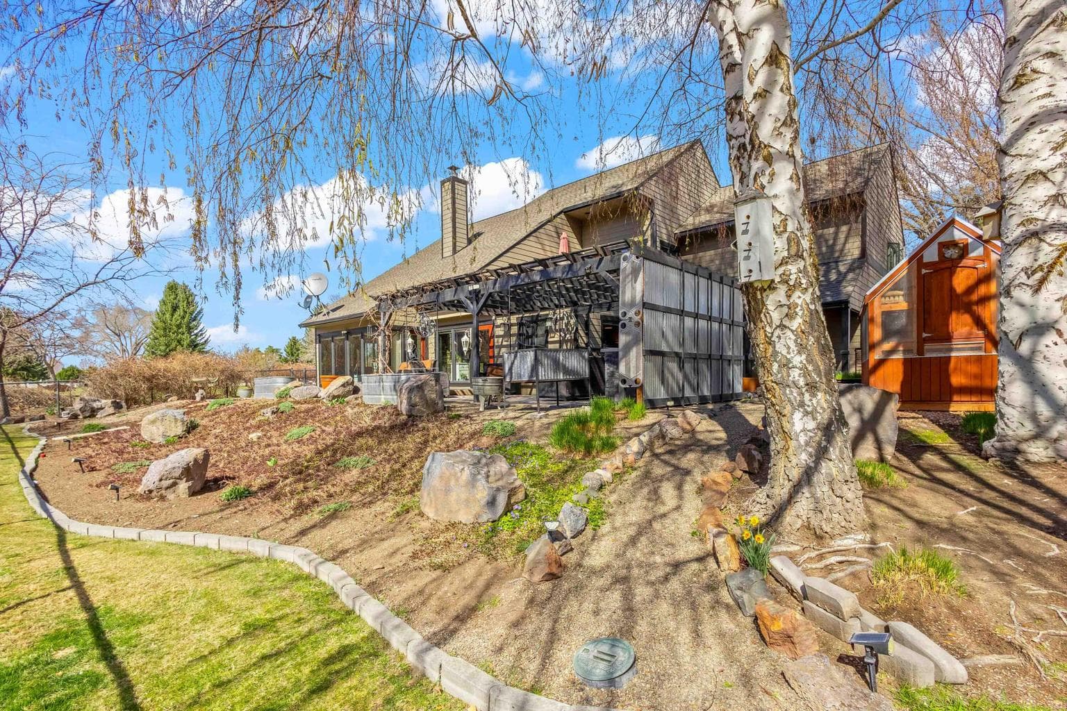 Photo of 101 NE Marmot Lane 36 of 47