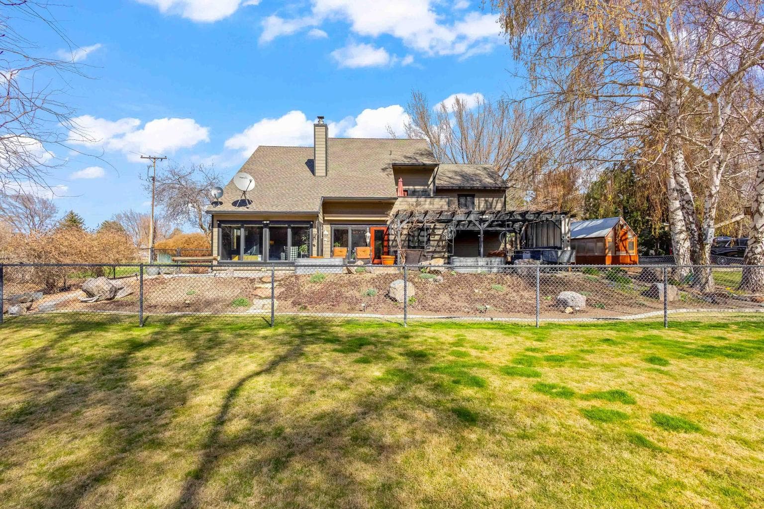 Photo of 101 NE Marmot Lane 46 of 47