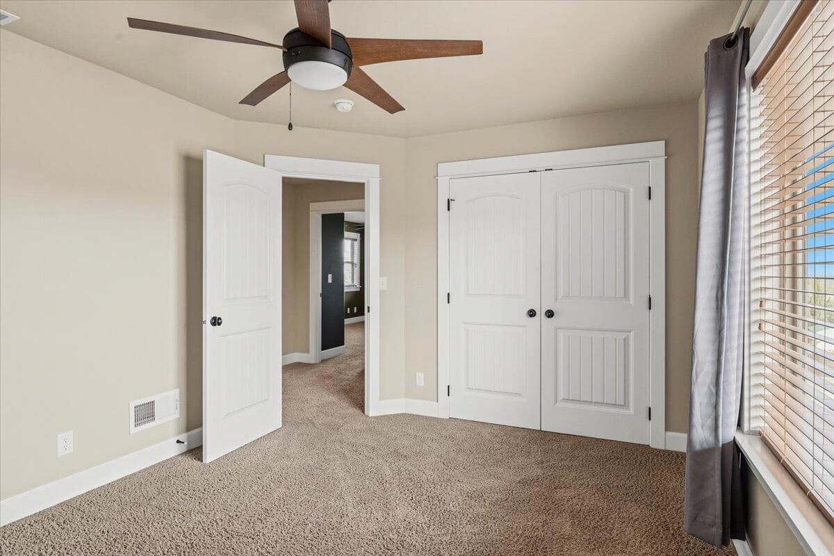 Photo of 4122 SW Salmon Place 42 of 64
