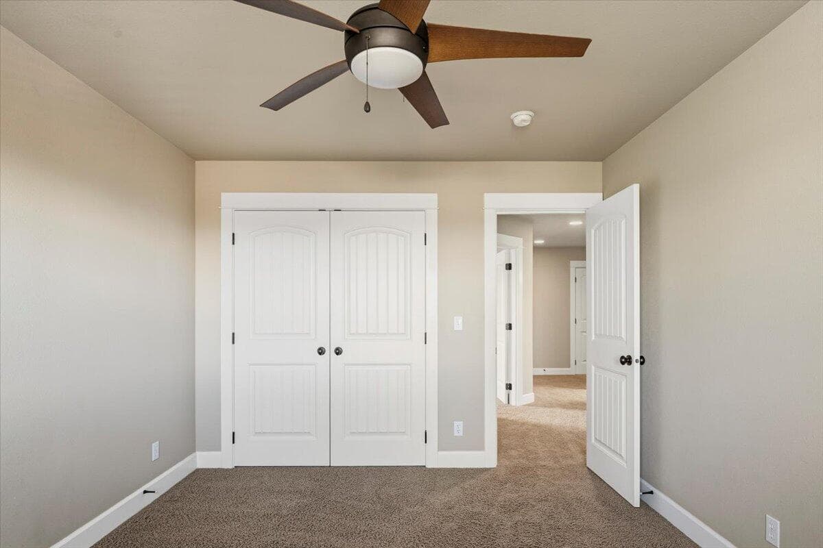 Photo of 4122 SW Salmon Place 44 of 64