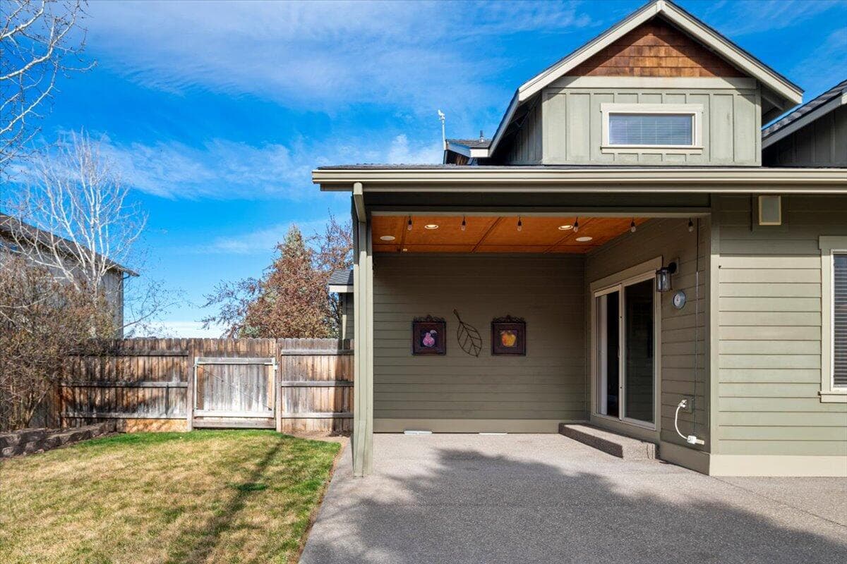 Photo of 4122 SW Salmon Place 49 of 64
