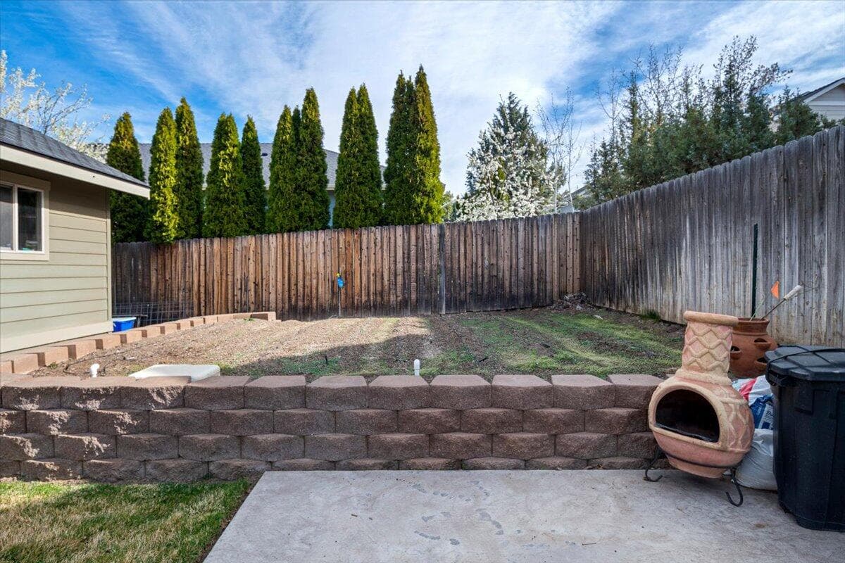 Photo of 4122 SW Salmon Place 50 of 64