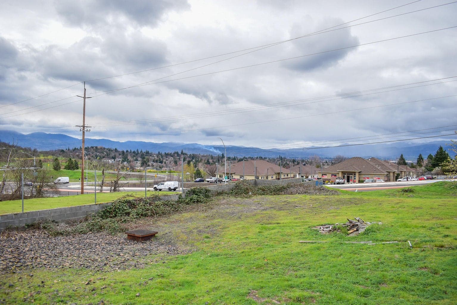 Photo of 3010 -3600 Lone Pine 4 of 14