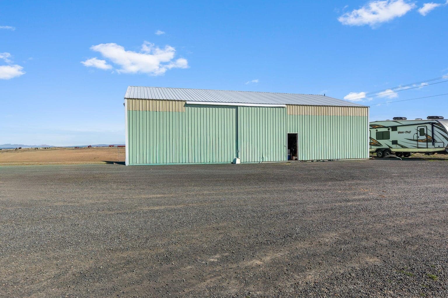 Photo of 2250 NW Elm Lane 25 of 43