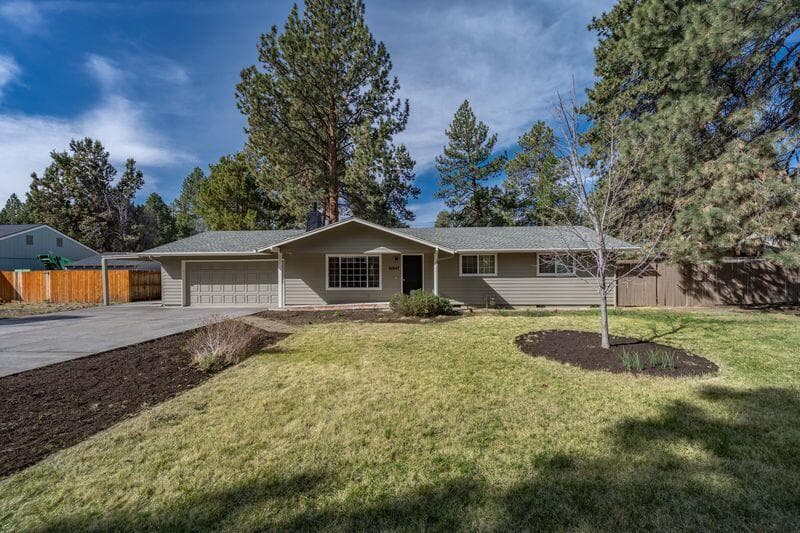 60847 Jasmine Place in SW Bend.