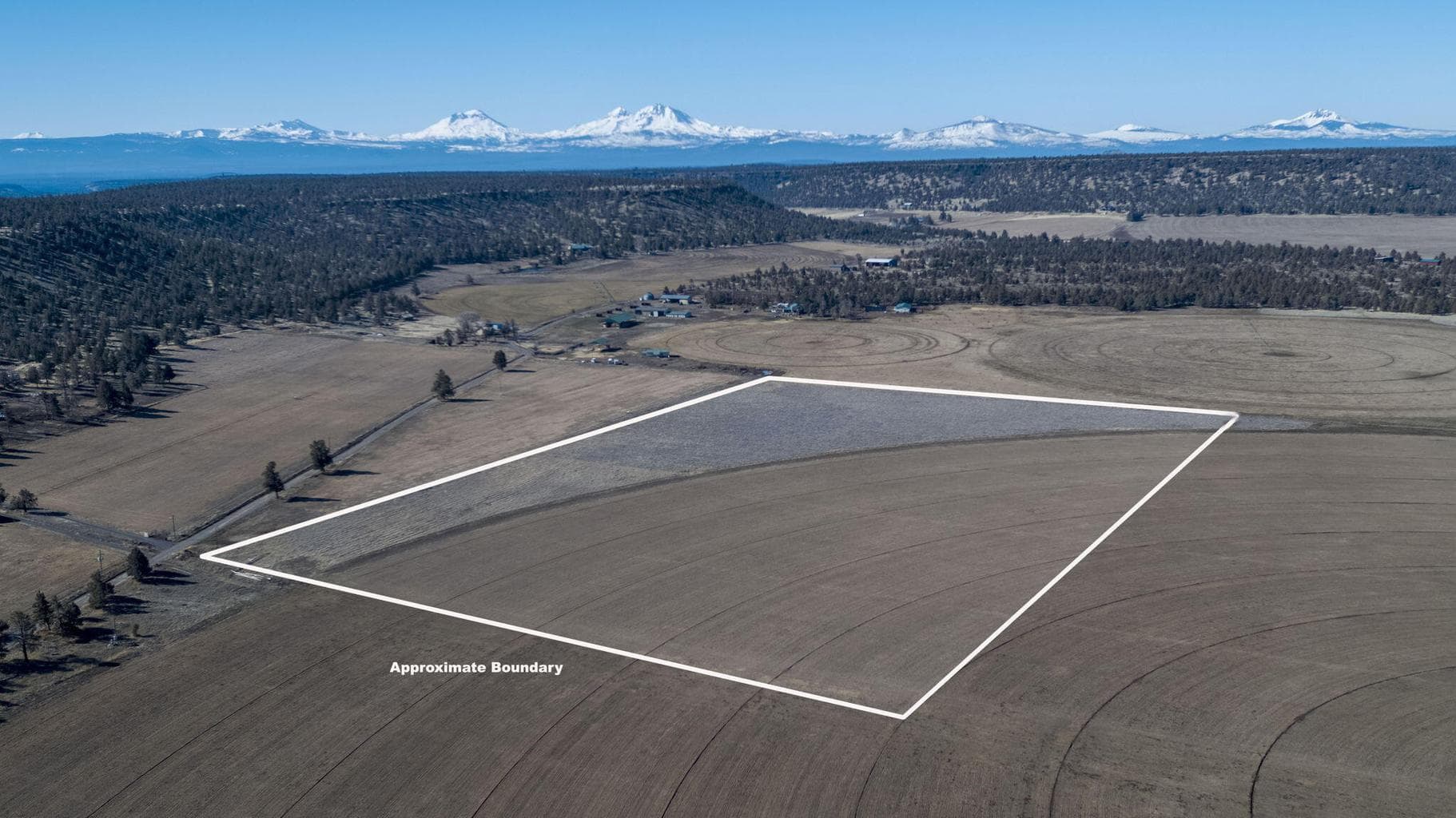 32.57 acres of pressurized Three Sisters Irrigation water (1895 water rights)
