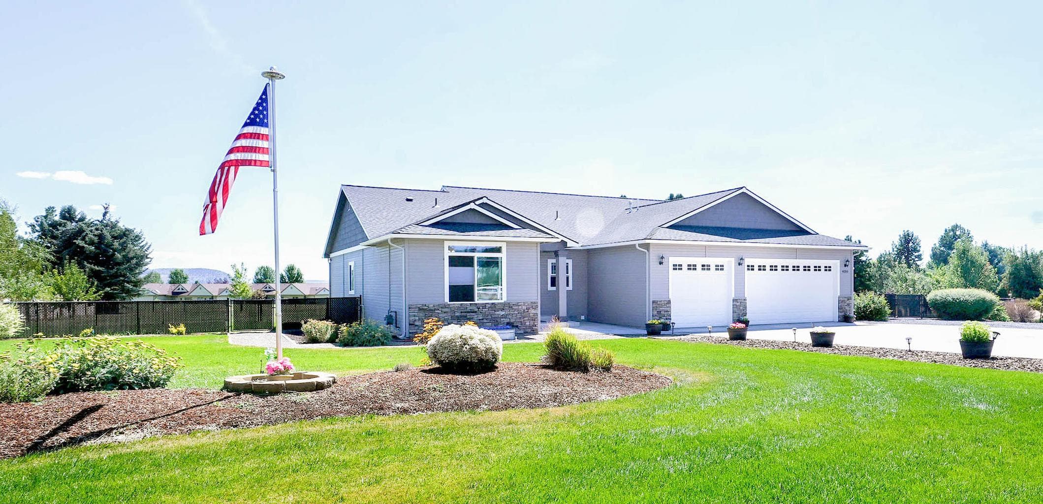 Photo of 9280 Arant 2 of 41