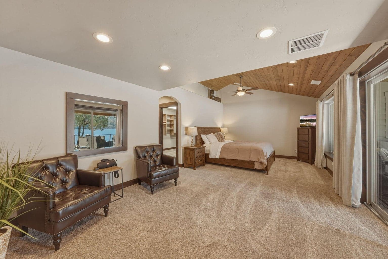 Photo of 10550 N Ochoco Highway 33 of 108