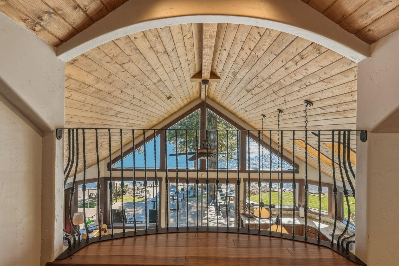 Photo of 10550 N Ochoco Highway 54 of 108