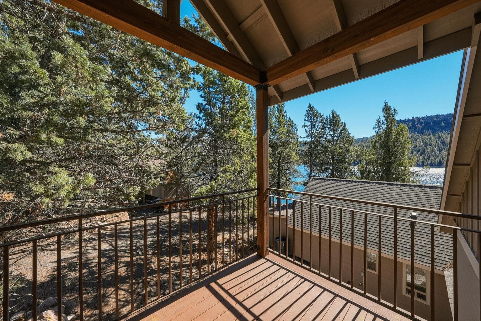 Photo of 10550 N Ochoco Highway 62 of 108