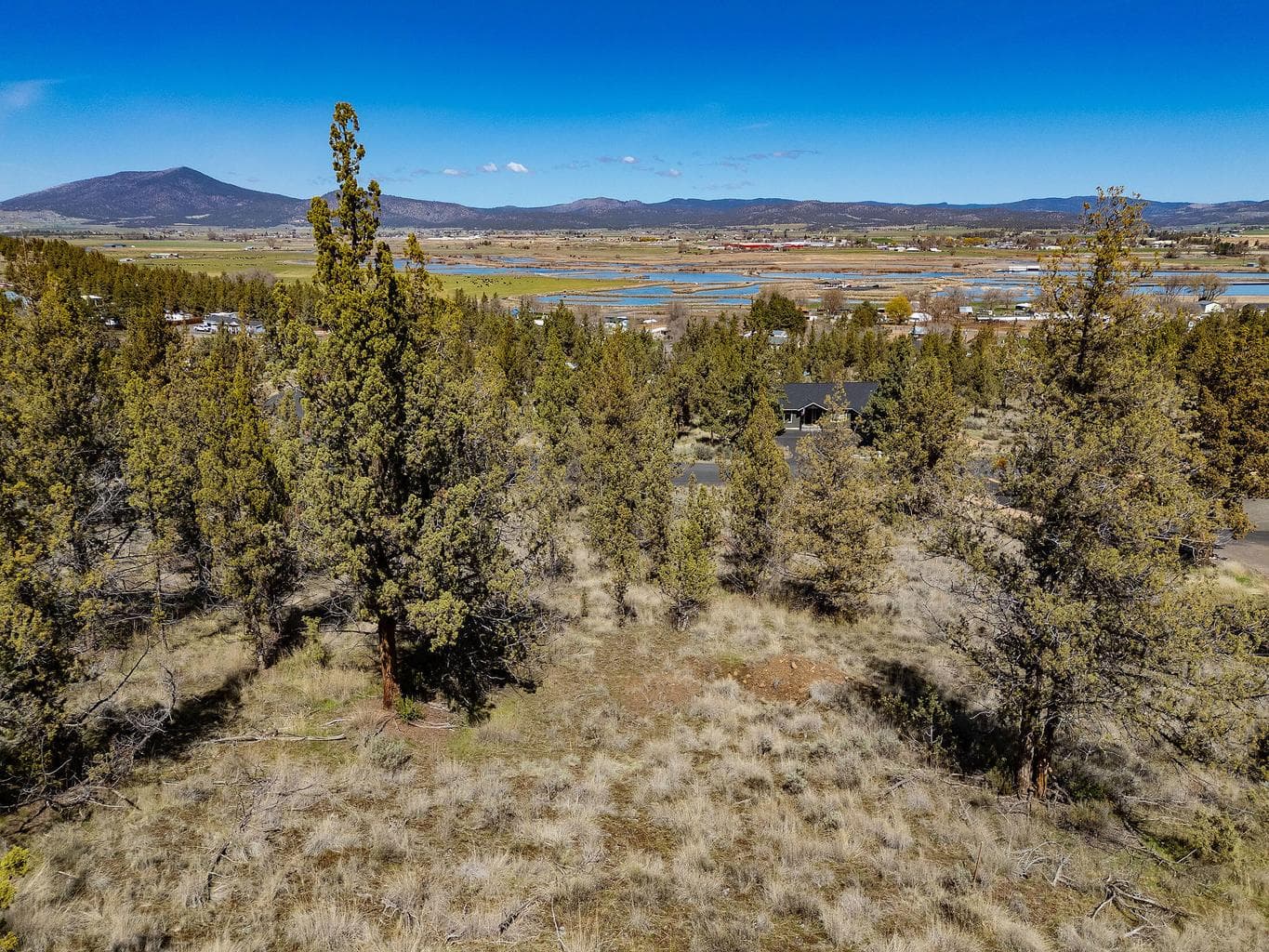 Photo of Crescent Rim 2 of 15