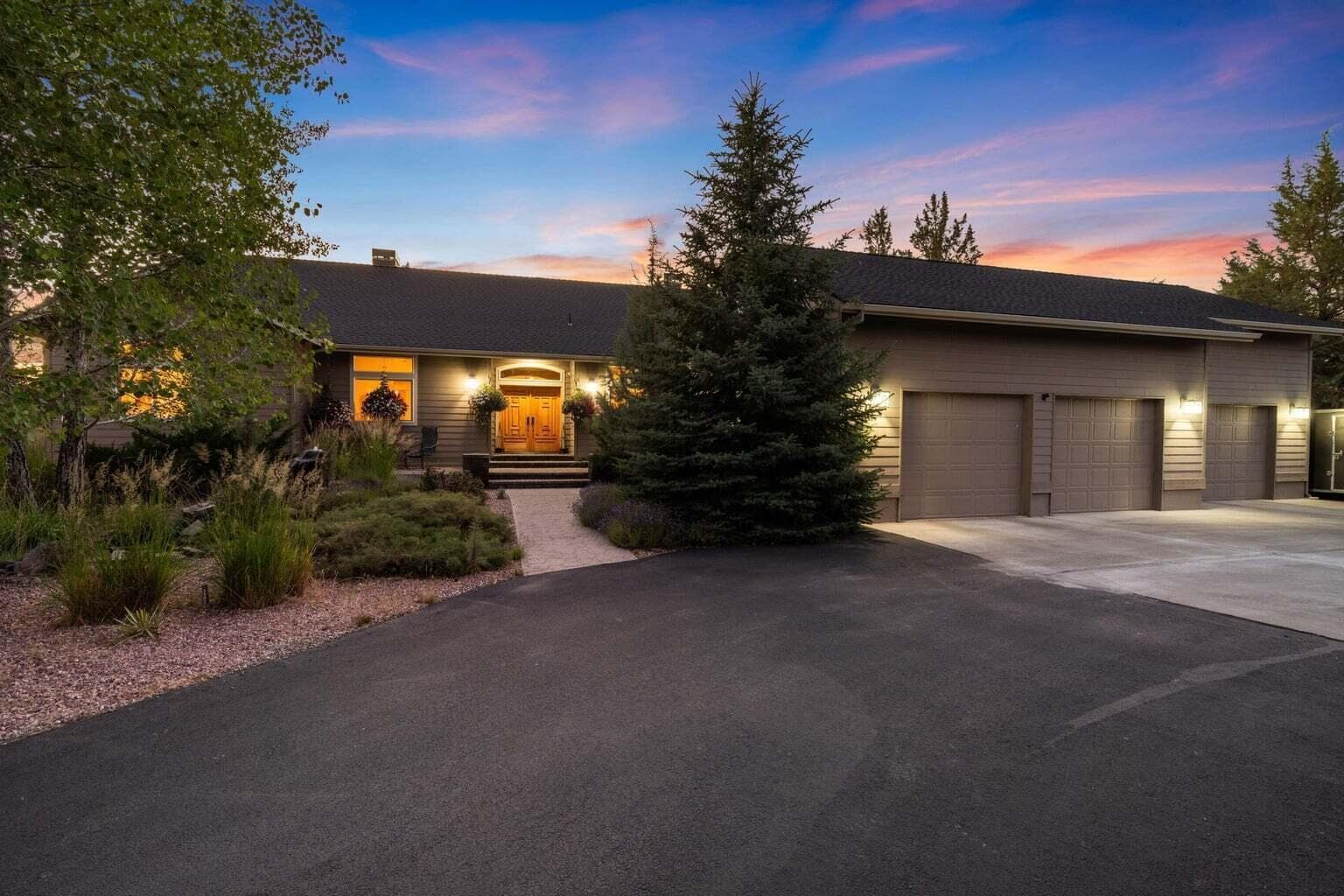 Photo of 6904 Joshua Court 2 of 71