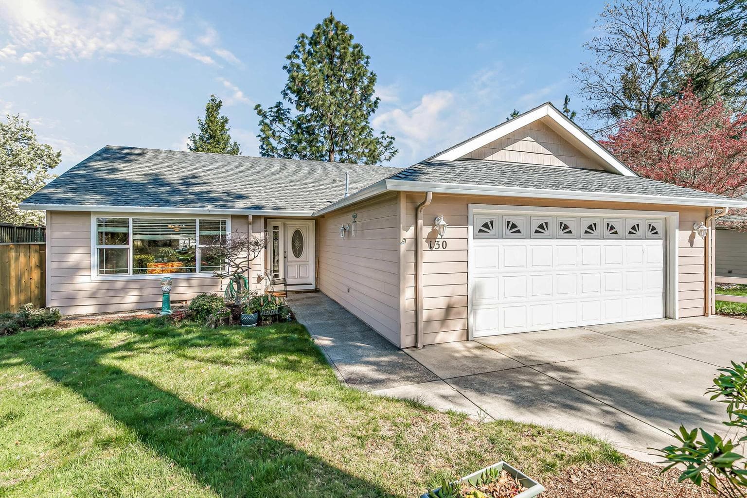 130 Rhonda, Phoenix, 97535