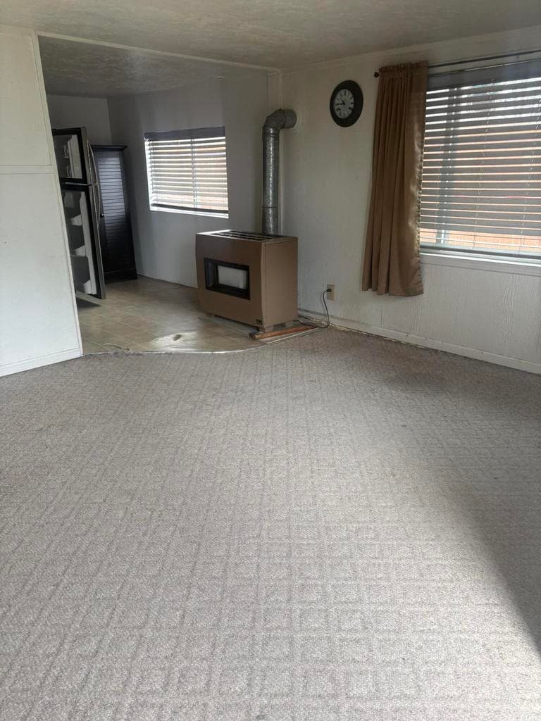 Photo of 1235 NW Harwood Avenue 11 of 17