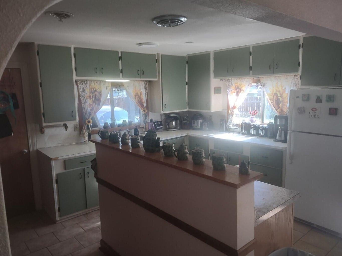 Photo of 864 SW 3rd Street 6 of 14
