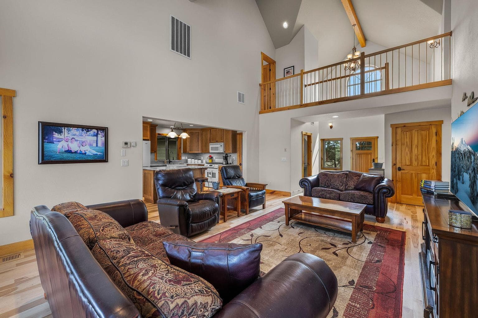 Photo of 4690 W Antler Avenue 12 of 81