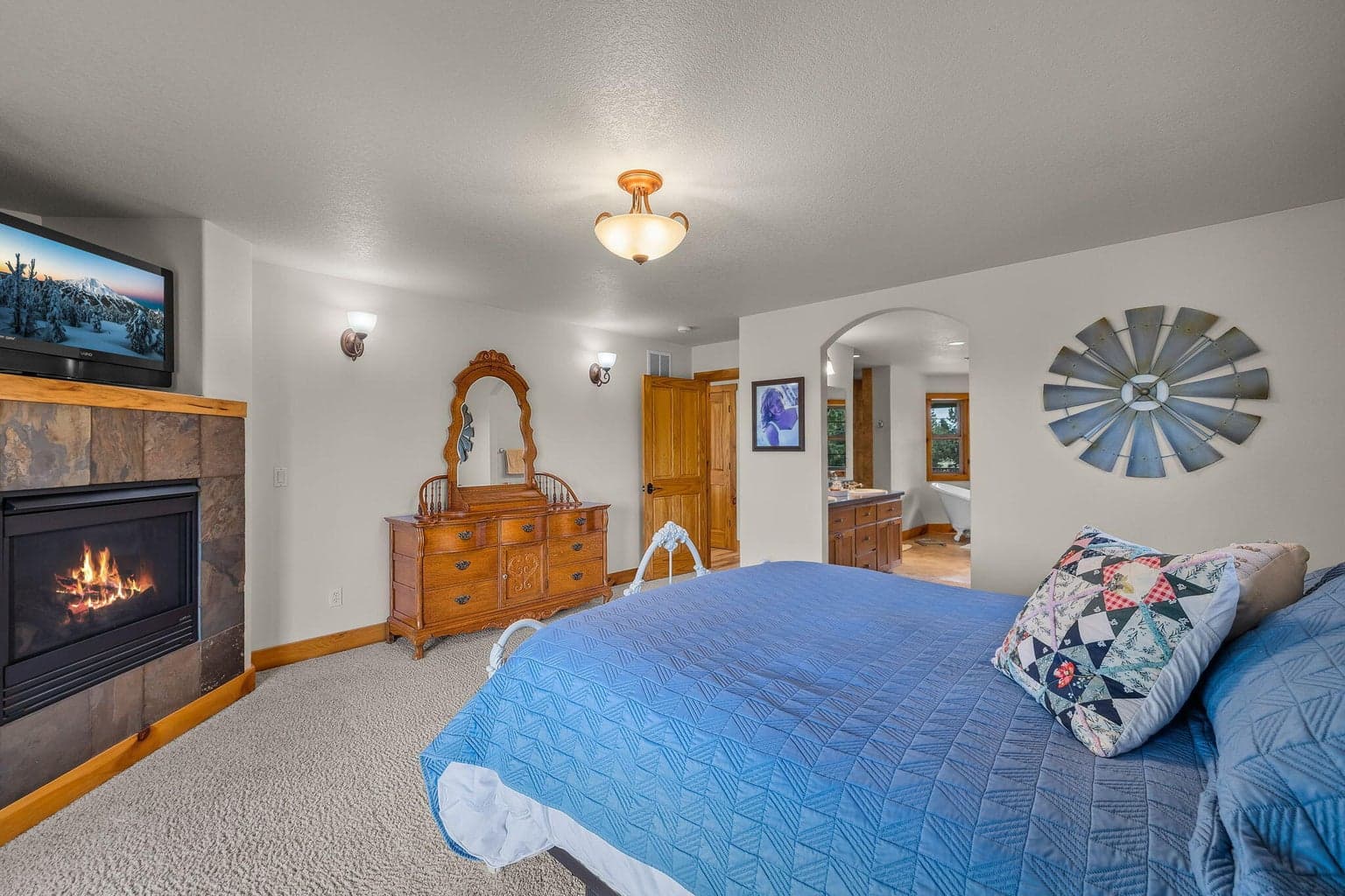 Photo of 4690 W Antler Avenue 18 of 81