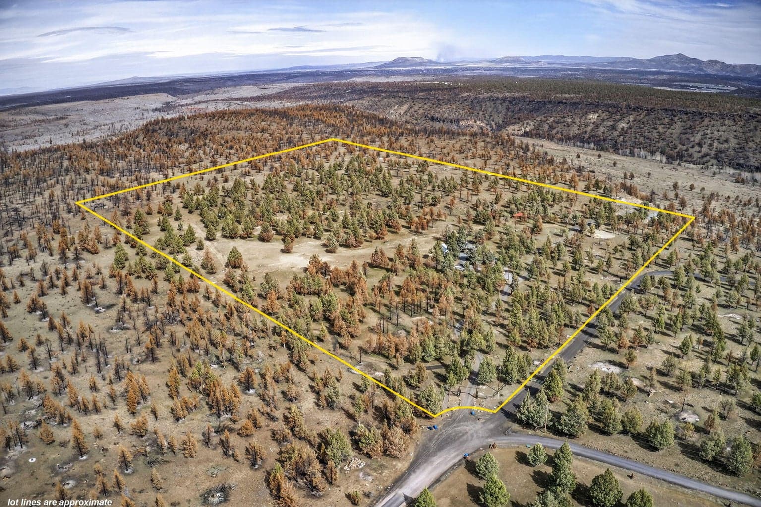 Photo of 18070 Mountain View Road 36 of 59