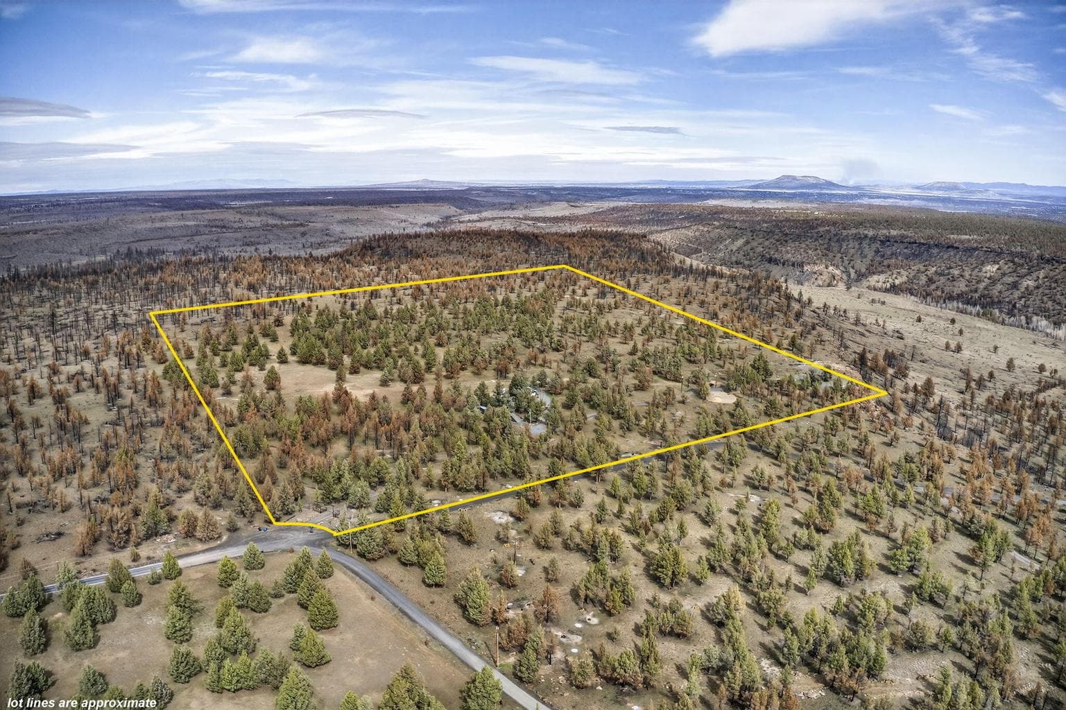 Photo of 18070 Mountain View Road 37 of 59