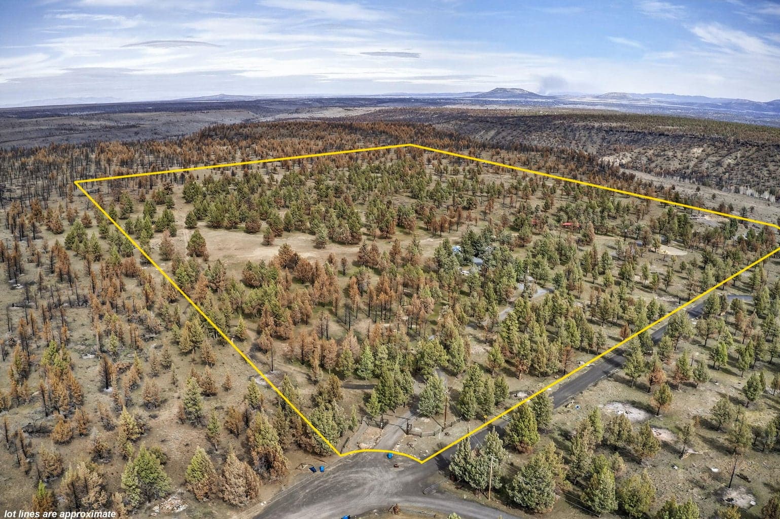 Photo of 18070 Mountain View 2 of 57