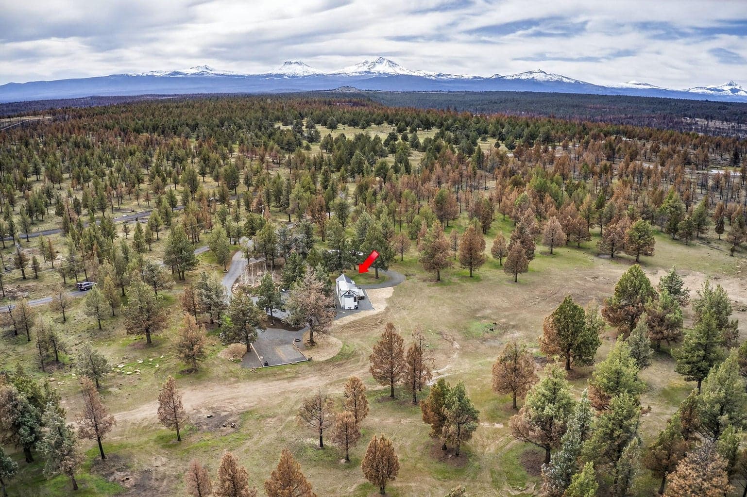 Photo of 18070 Mountain View Road 38 of 59