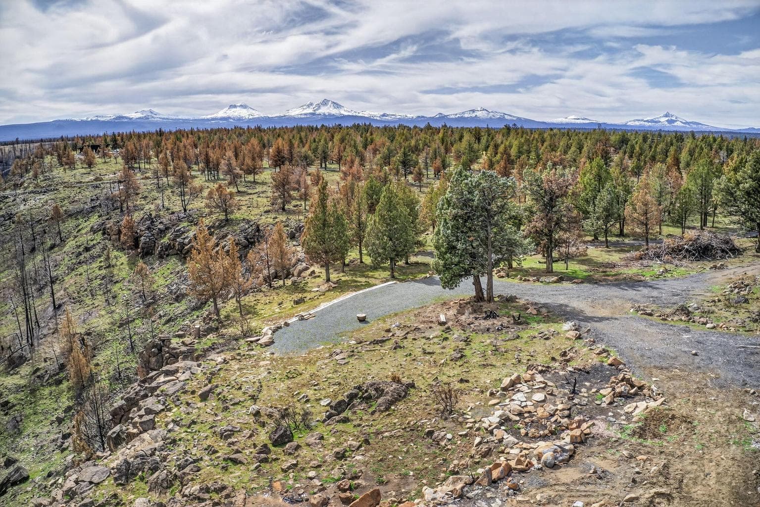 Photo of 18070 Mountain View 4 of 57