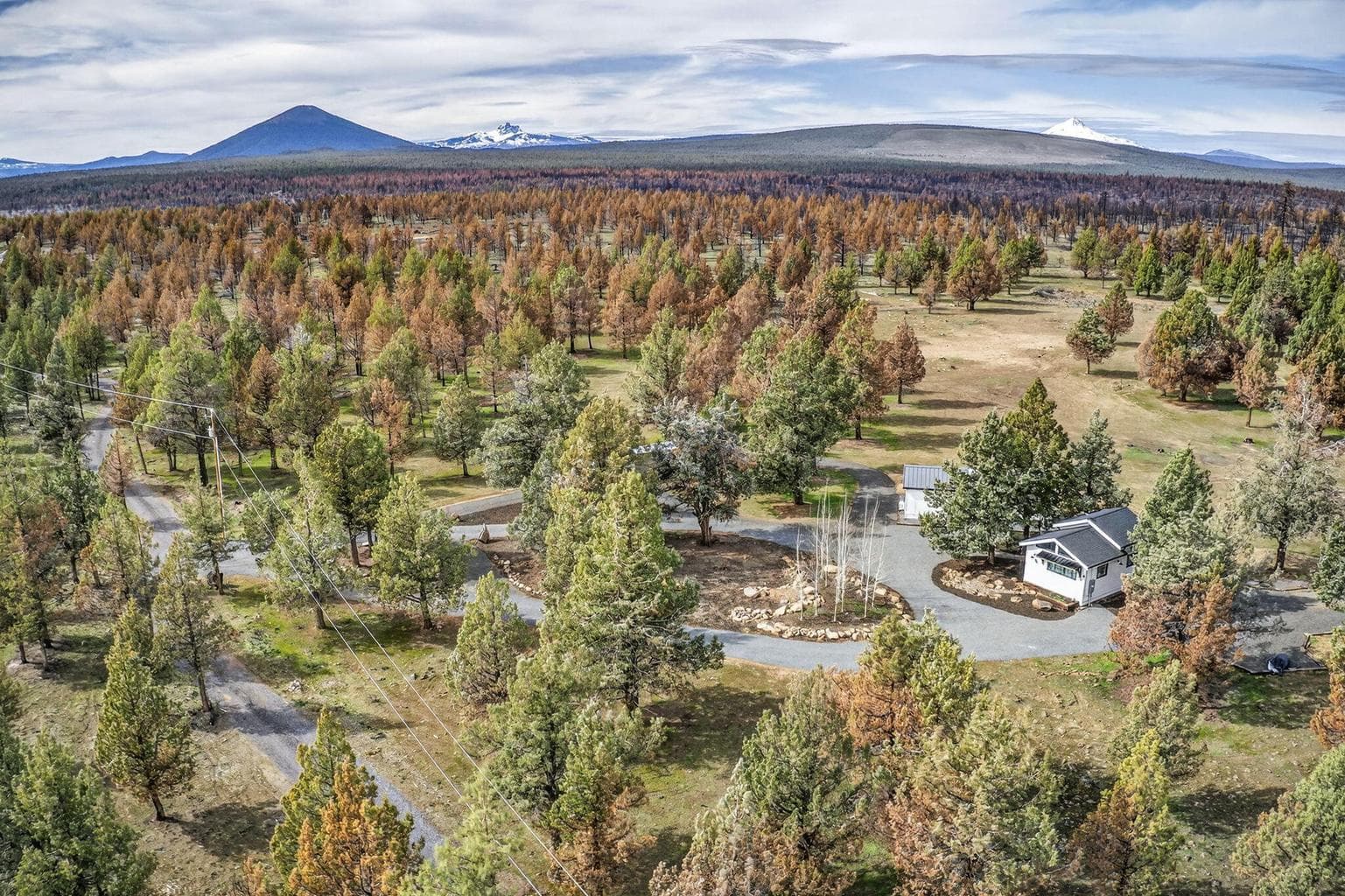 Photo of 18070 Mountain View Road 57 of 59