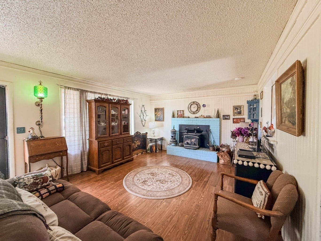 Photo of 2153 NE Sunset View Lane 10 of 20