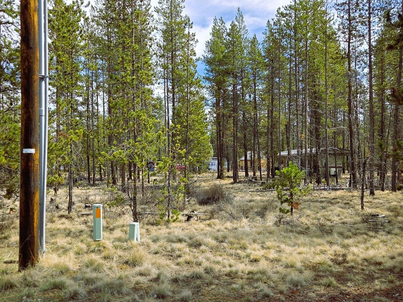 Photo of 16555 Fawn Court 10 of 13