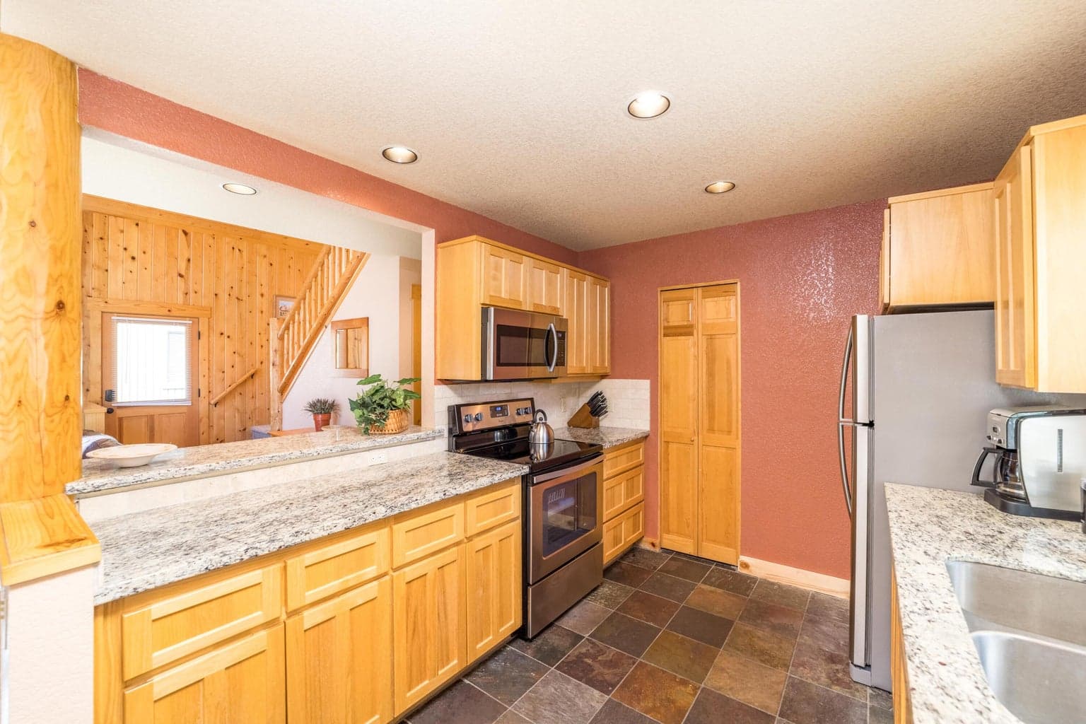 Photo of 1612 Prairie Falcon Drive 7 of 31