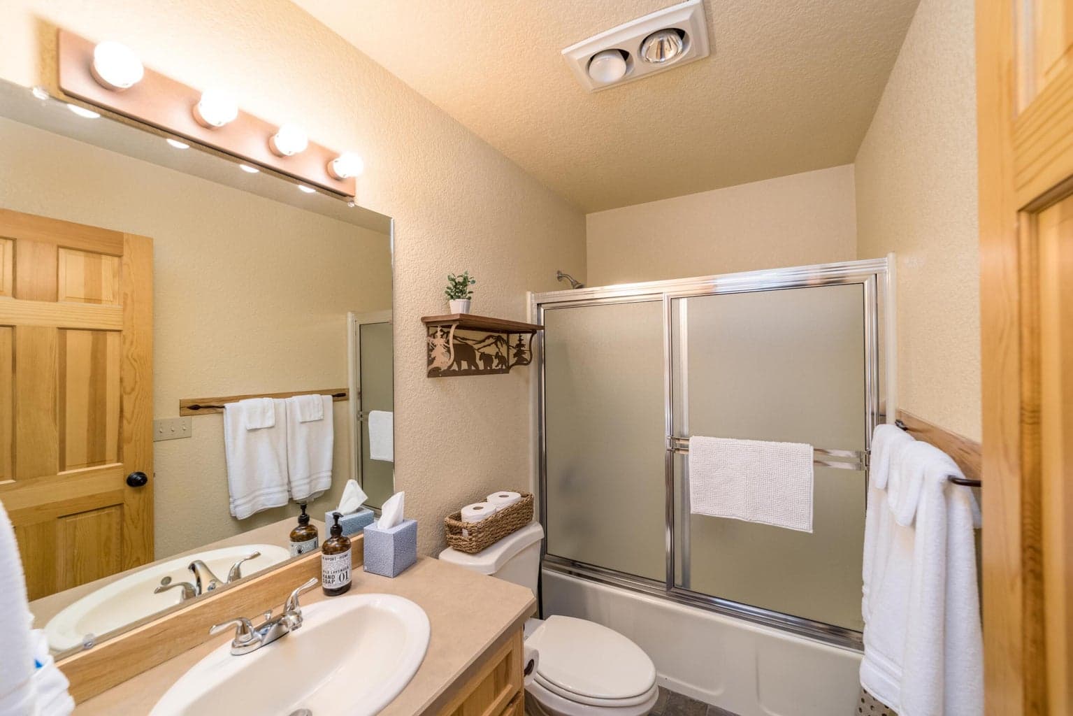 Photo of 1612 Prairie Falcon Drive 13 of 31