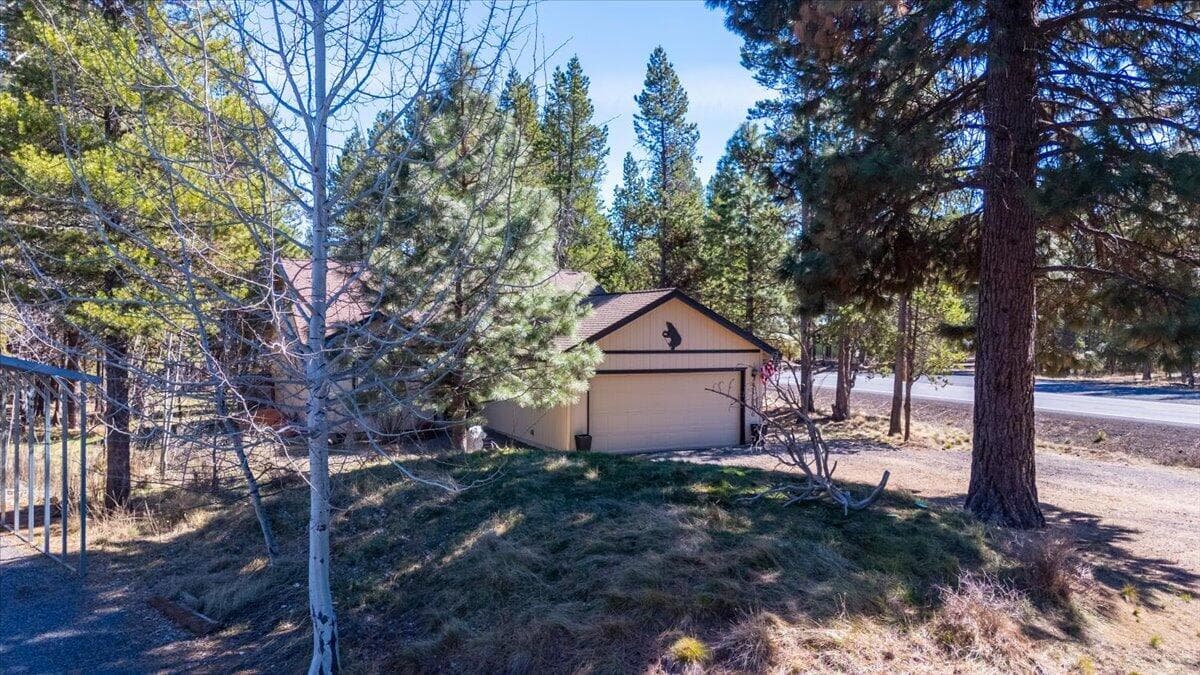 Photo of 55526 Circle 5 of 34