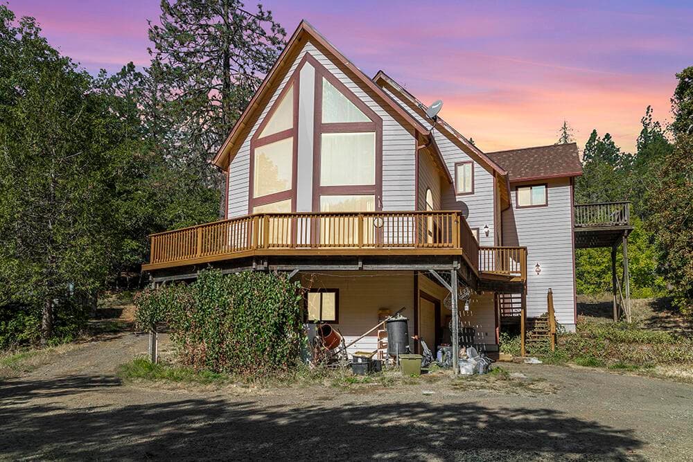950 Bear Creek