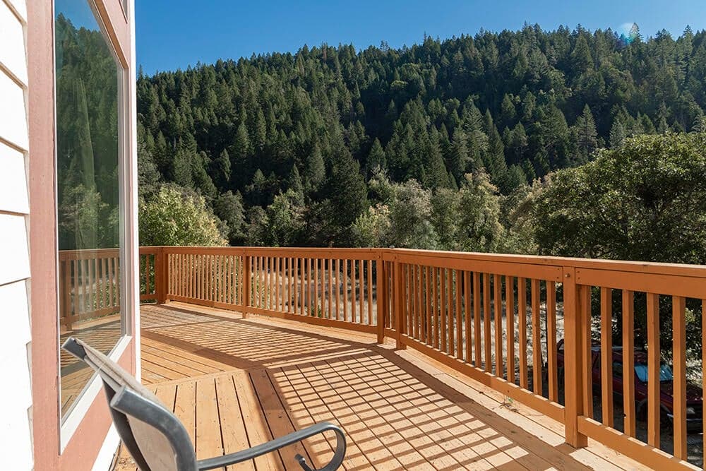 Photo of 950 Bear Creek 2 of 36