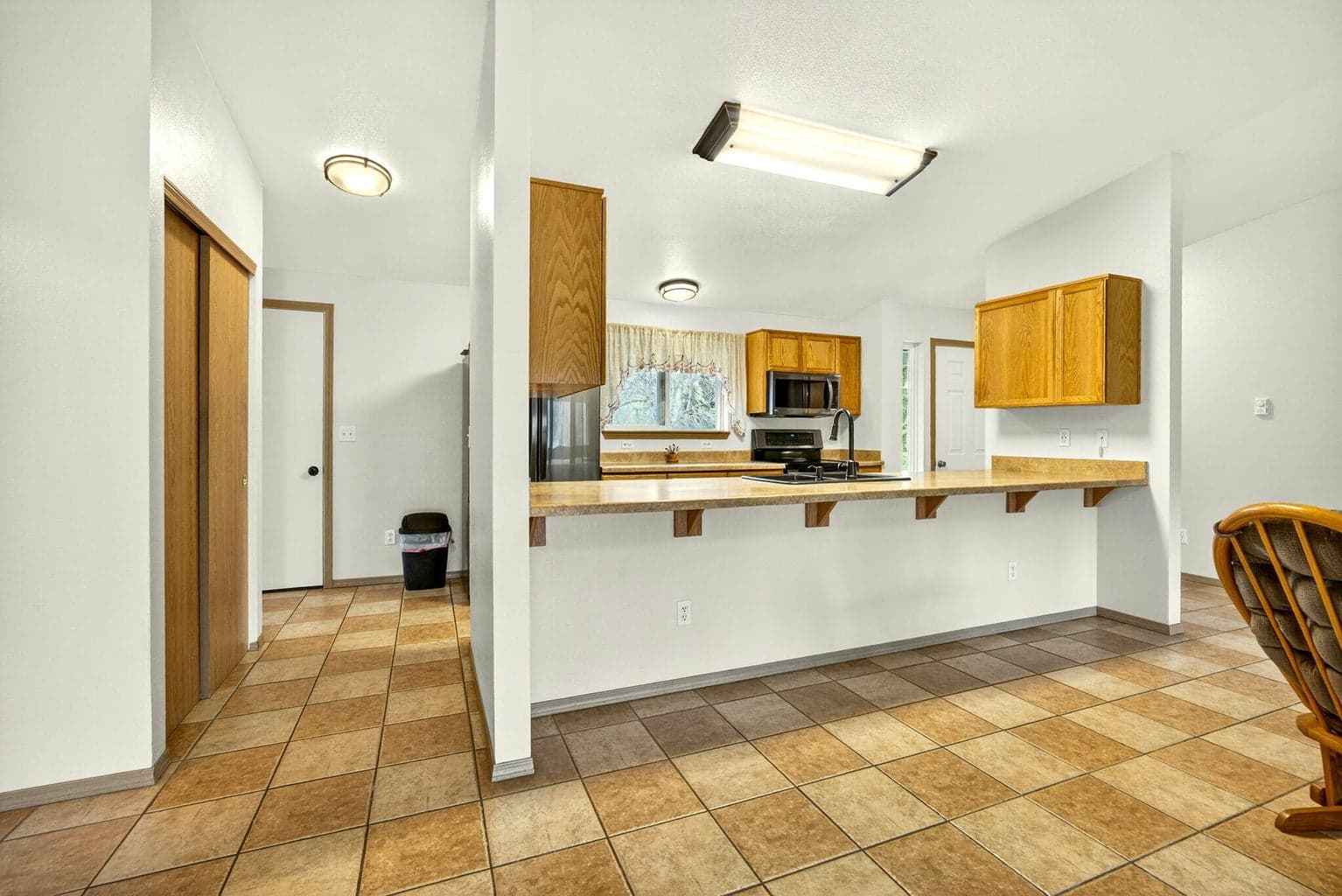 Photo of 5498 Butte Falls 5 of 41