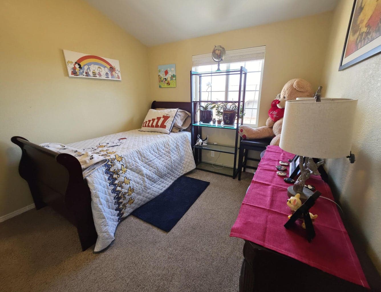 Second bedroom
