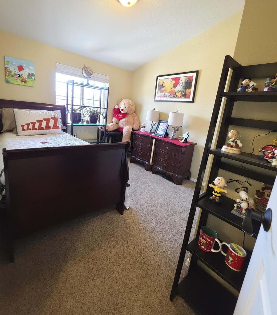 Second bedroom
