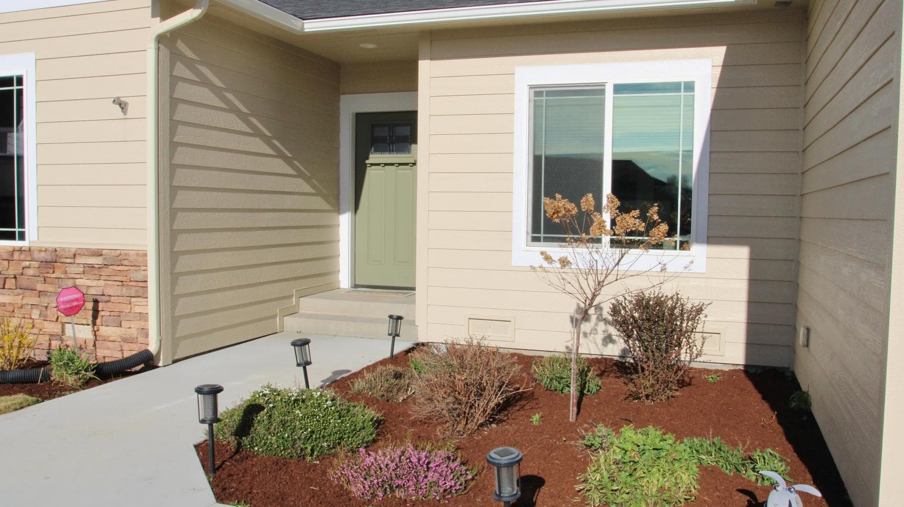 Photo of 3711 Valinda 3 of 42