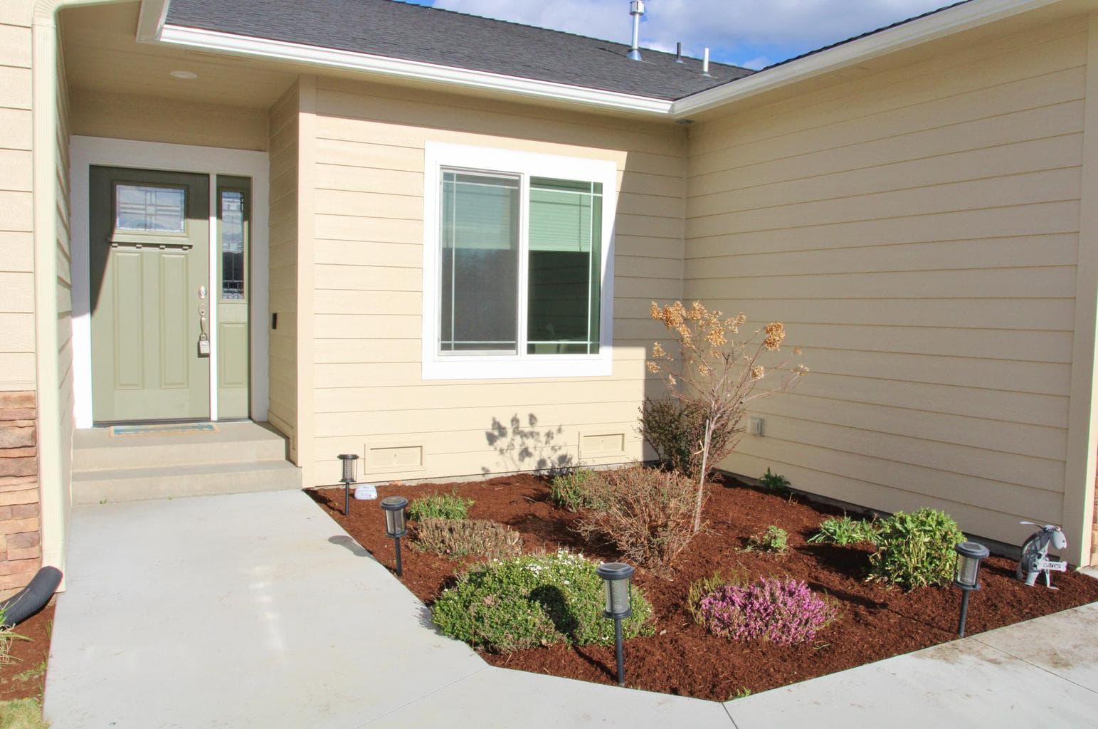 Photo of 3711 Valinda 4 of 42