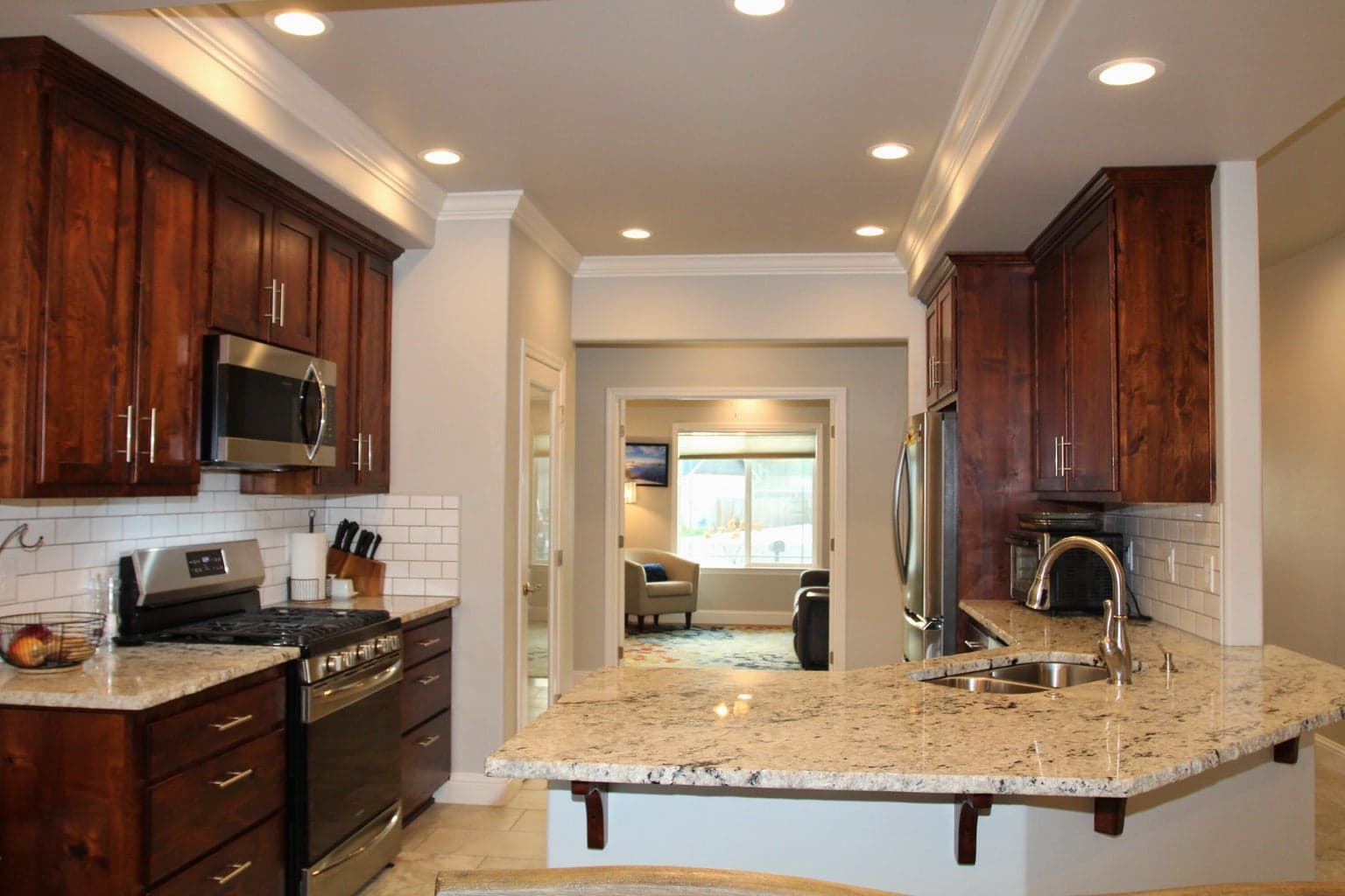 Photo of 3711 Valinda 5 of 42