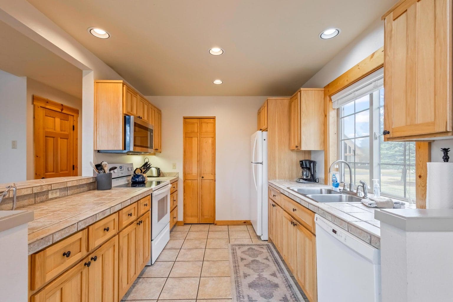 Photo of 1885 Cinnamon Teal Drive 15 of 44